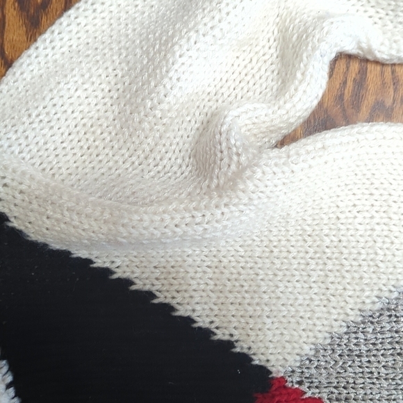 Vtg 80s Hand knit Bramble Lane geometric Chunky pattern white/black sweater Sz S - Picture 4 of 10